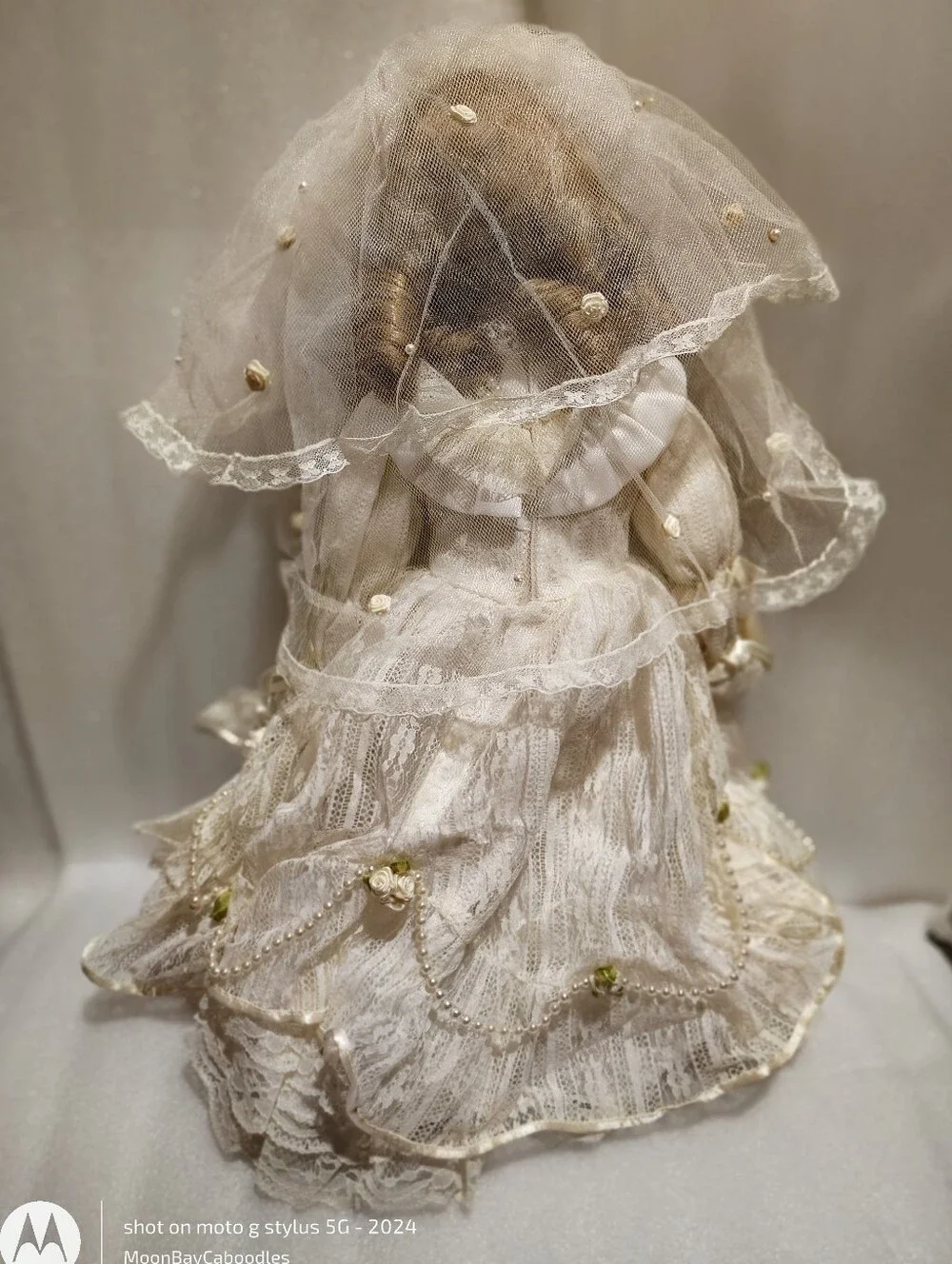 1990s Porcelain Bride Doll-Special Ed. Collectable Doll